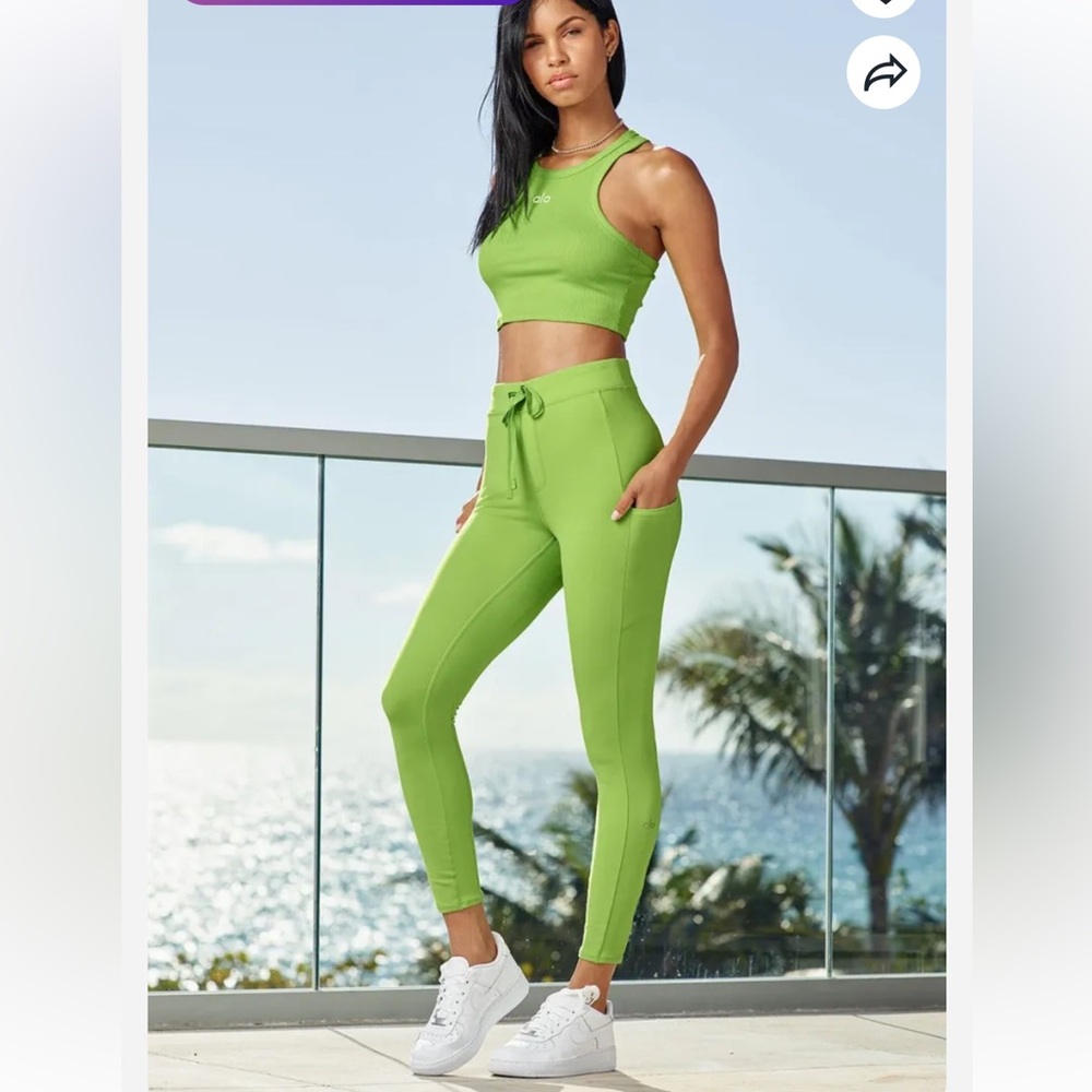 ALO Yoga 7/8 High-Waist Checkpoint Legging - Green Apple in Size XS